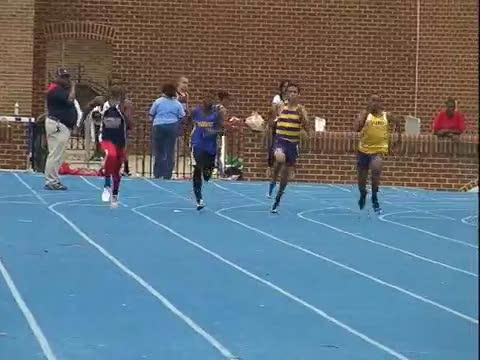 2011 Peninsula Relays - Boys 200