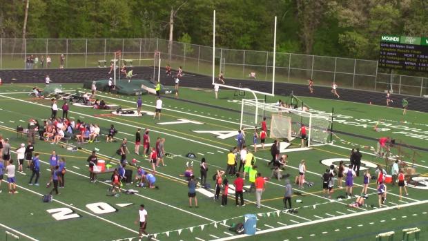 Girls 400 Section 2