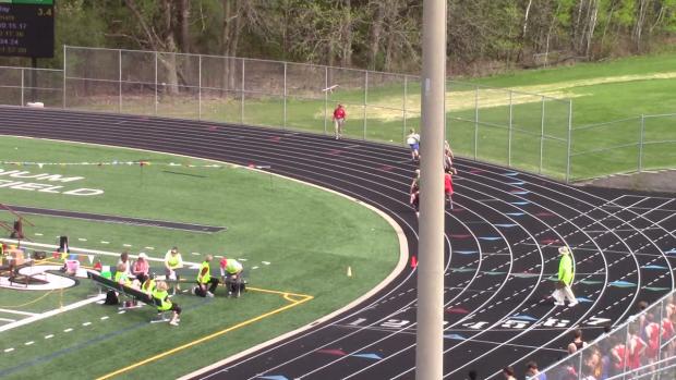 Boys 4x800 (Minneapolis Washburn - 8:20.98)