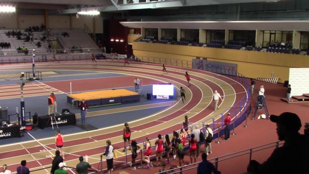 Girls 4x200 Relay Heat 1