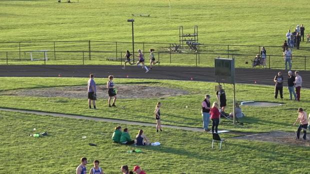 Girls 400 Finals Section 1