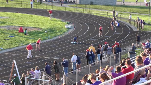Girls 400 Finals Section 2