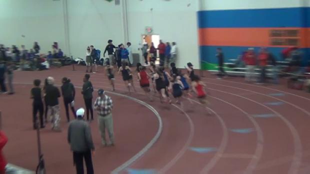 Girls 4x800 Finals Heat 1