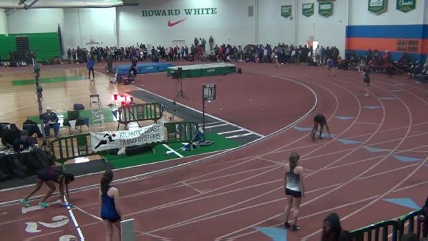 Girls 4x200 Finals Heat 2