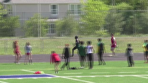 Varsity Boys 400 Finals Section 2