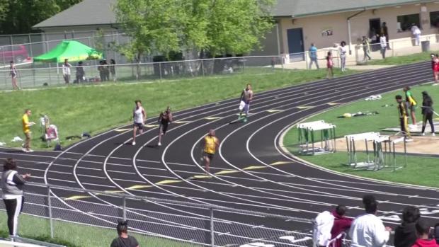 Varsity Boys 4x200 Relay Finals Section 1