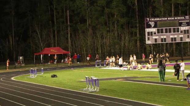 Varsity Girls 200 Finals Section 1