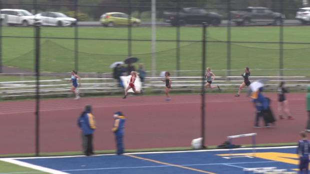 Girls 200 Prelims Heat 3