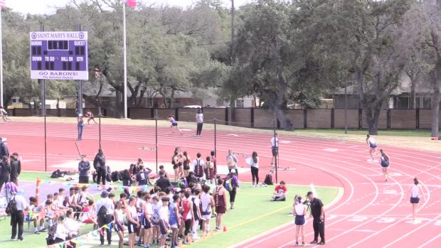 Girls 4x400 Relay Heat 2