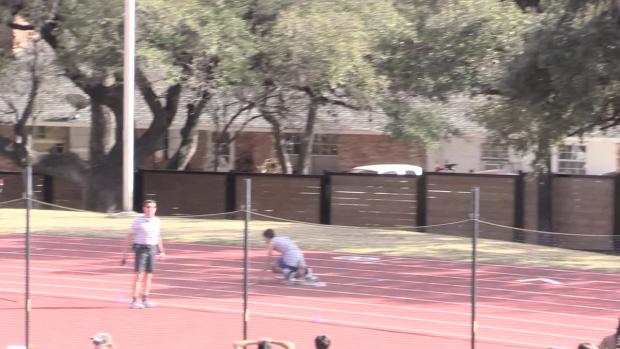 Boys 4x200 Relay Heat 2