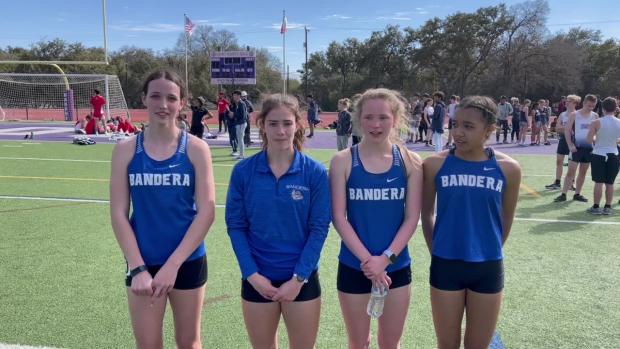 Bandera Girls Mile Relay