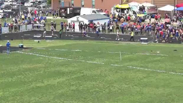 Boy's 200m Dash Heat 3