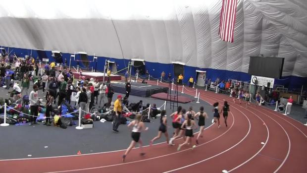 Girls 1600 Finals Section 1