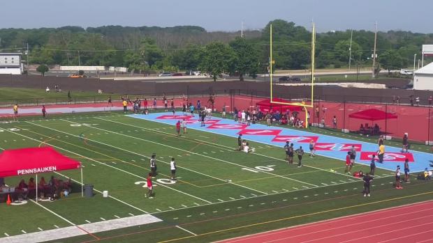 Group 1 B 4x100m F01