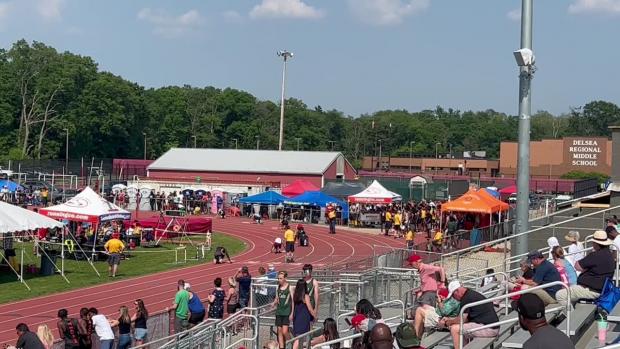 Group 3 Boys 4x100 Relay Finals Section 2