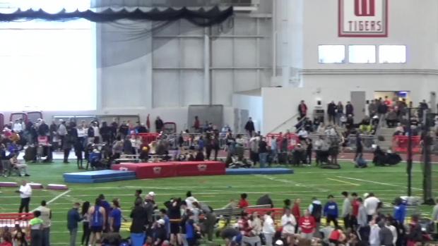 Girls 4x200 Relay Finals Section 3