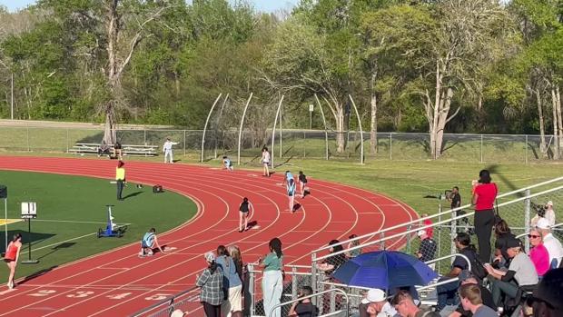 Girls 400 Finals Section 2