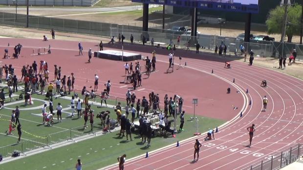 Girls 4x200 Relay Finals Section 1