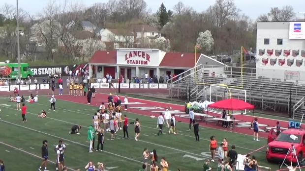 Girls 4x200 Relay Finals Section 1
