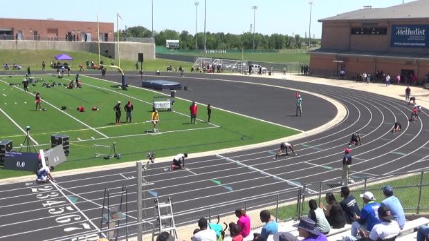 boys 4x100m