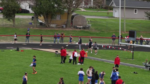 Boys 400 Finals Section 3