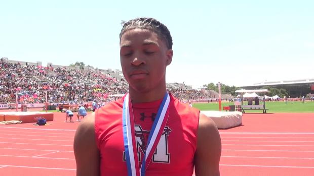 De'Trevyon Goudeau Takes Home Gold In 5A 400m 