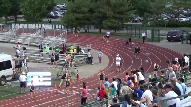 Girls 4x400 Relay Finals Section 1
