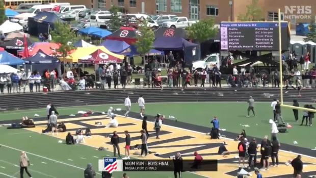 Boys 400 Finals Section 1