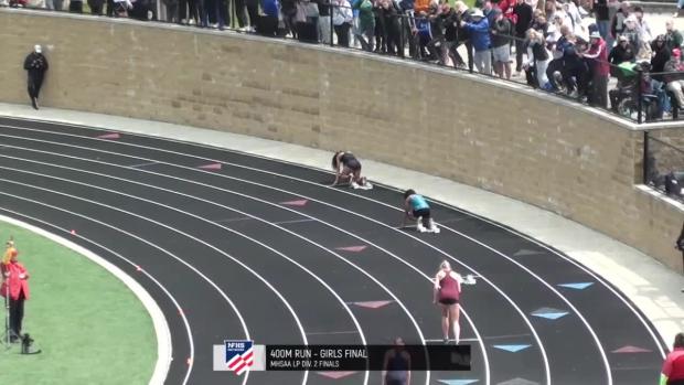 Girls 400 Finals Section 3