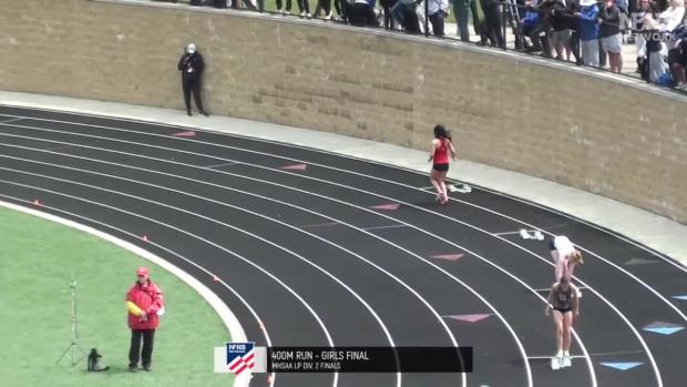 Girls 400 Finals Section 4