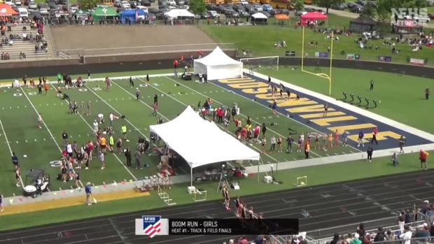 Division 4 Girls 800 Finals Section 1