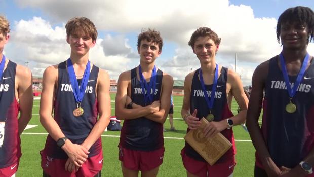 Katy Tompkins win's varsity boy's team title