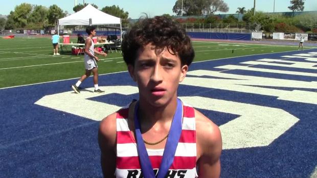 Elijah Medina, fastest 3-mile time of meet, wins D2 Varsity
