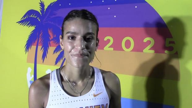 Lily Alder outkicks the field for Sweepstakes race title