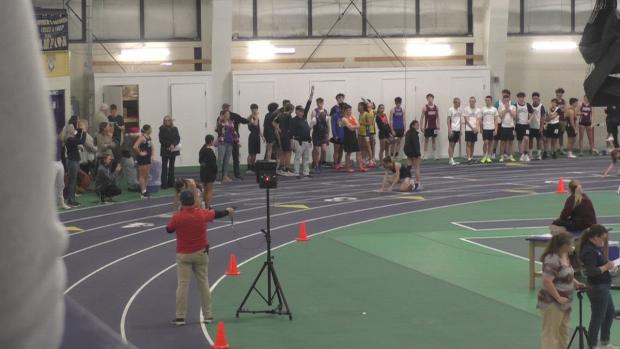 Senior Girls 200 Finals Section 1