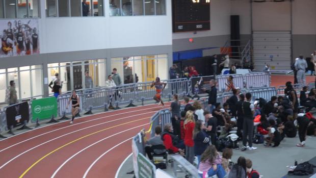 Girls 200 Prelims Heat 1