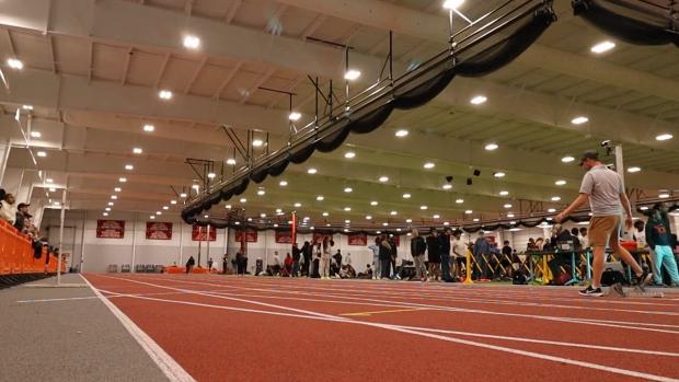 Girls 200 Prelims Heat 4