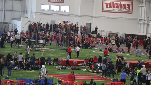 Boys 4x800 Relay Finals Section 1