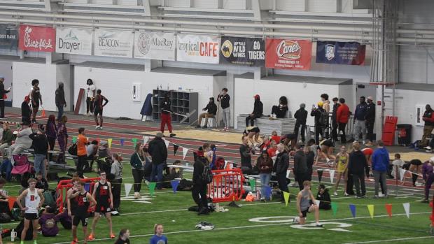 Girls 200 Finals Section 8