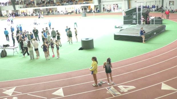 Girls 4x200 Relay Finals Section 2