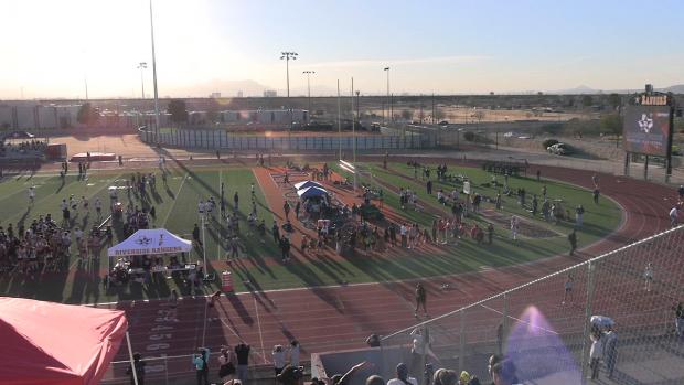 Open Girls 4x200 Relay Finals Section 1