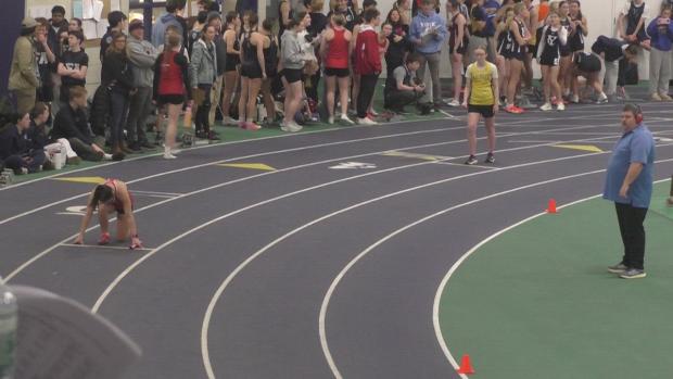 Open Girls 4x200 Relay Finals Section 1