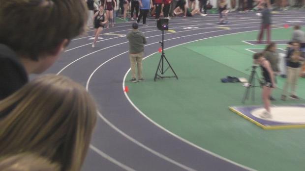 Senior Girls 400 Finals Section 1