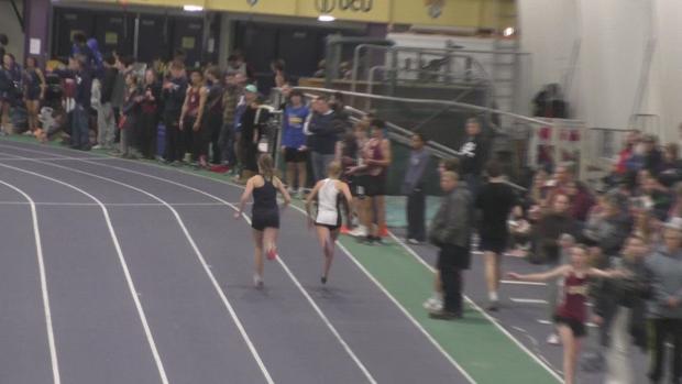 JV Girls 400 Finals Section 2