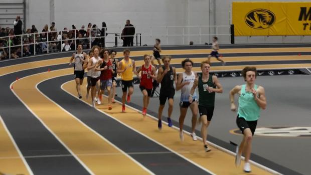 Boys Mile Sect3/3-STL U High Jr. Jackson Miller US#8 4:08.38