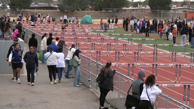 Open Girls 100 Hurdles Finals Section 1