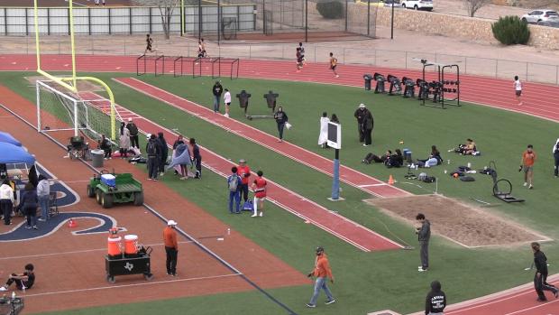 Varsity Boys 400 Finals Section 1