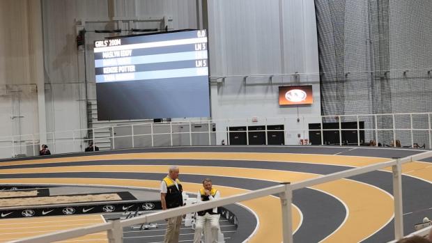 Girls 200 Finals Section 3