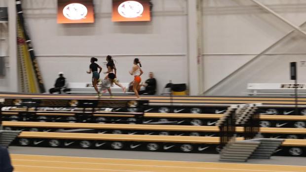 Girls 200 Finals Section 7