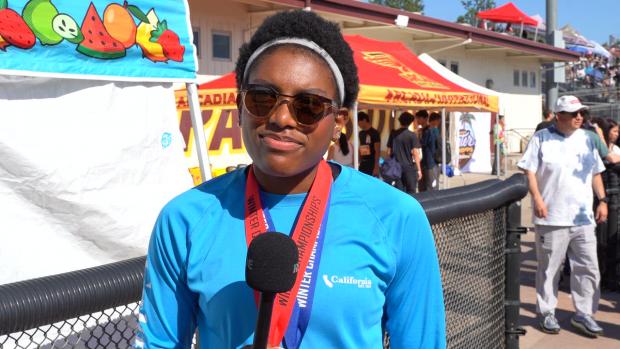 Jaslene Massey PRs and Breaks Shot Put Meet Record